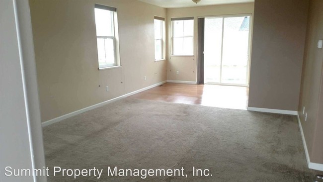 Foto del edificio - 2534 Old Ranch Rd