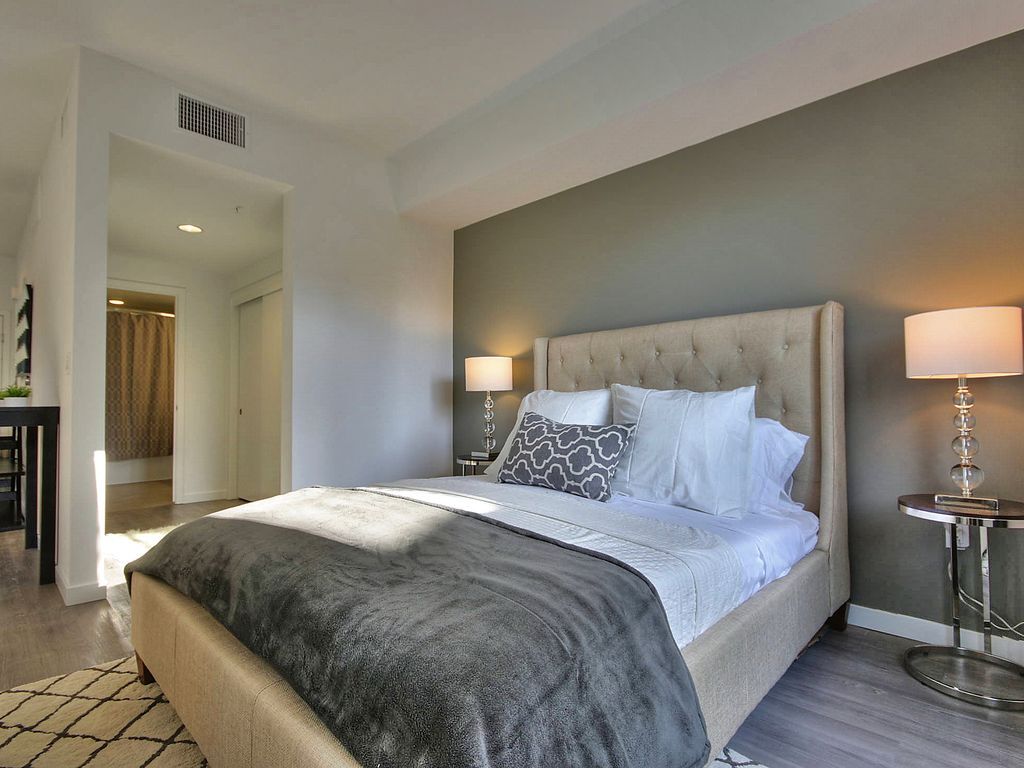 Foto principal - 1150 SW 11th St
