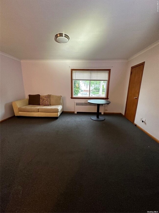 44 S Corona Ave, Valley Stream, NY 11580 Room for Rent in Valley