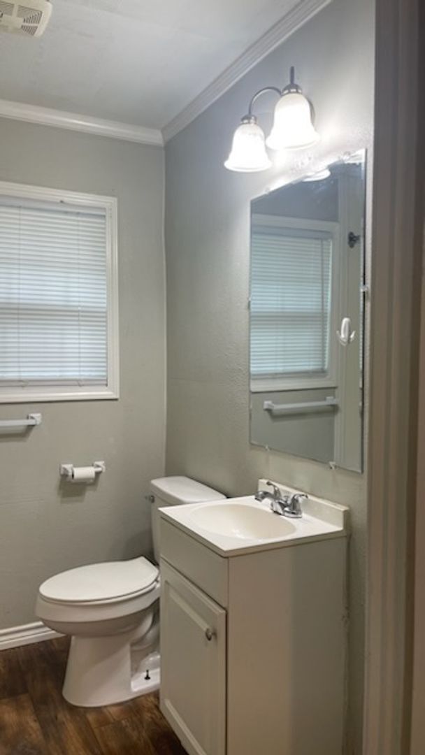 Foto del edificio - 2 bedroom home available- NO HUD!