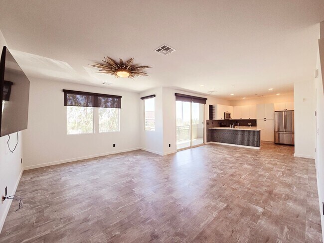 Building Photo - MODERN 2BD/2.5BA CORNER LOT CONDO W/ VIEWS...