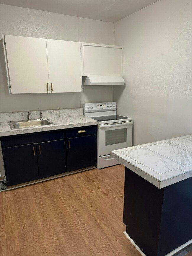 Foto del edificio - 2203 W Mallon Ave