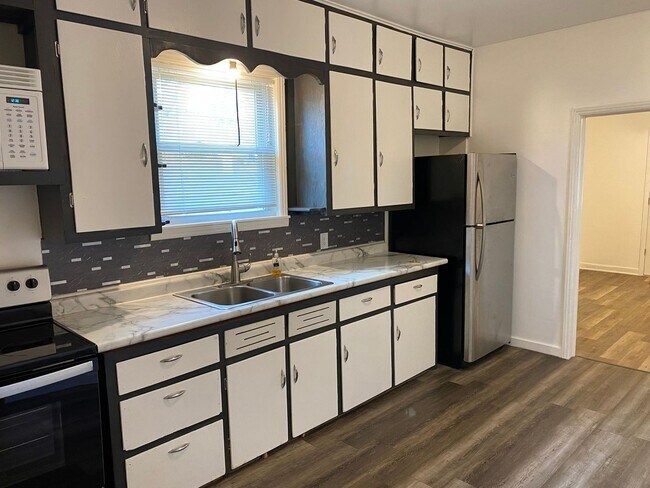 Foto del edificio - 2 Bed 1 Bath Single Family Home in Wausau