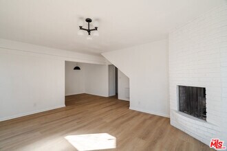 Building Photo - 1147 Horn Ave