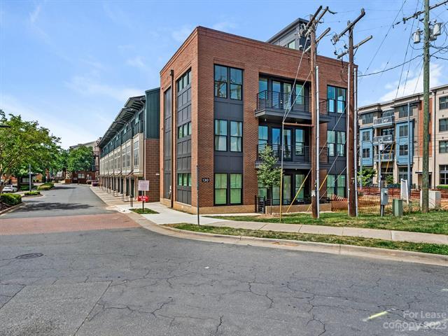 Building Photo - 130 Rail Crossing Ln