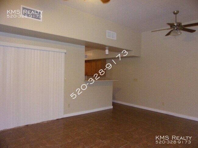 Foto del edificio - 3 Bedroom 2 Bath- 2879 N Tolman Drive-OWNE...