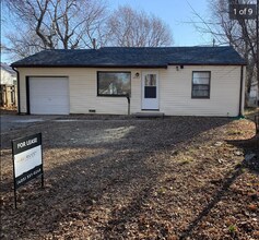 Building Photo - 4532 S Oak Ave