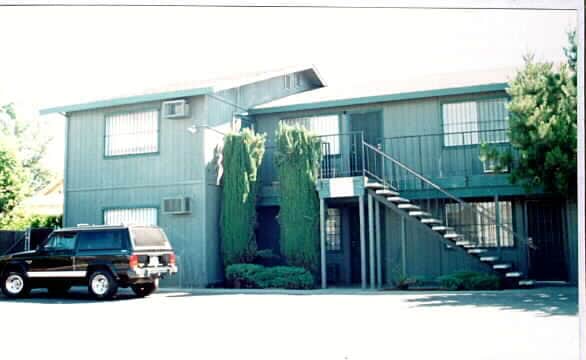 Primary Photo - 930 S El Dorado St