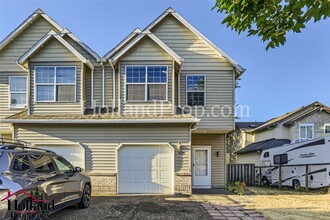 Building Photo - 6126 SE Covington St