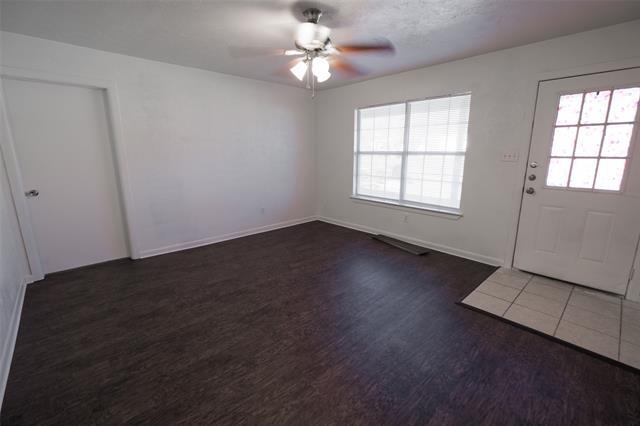 Building Photo - 1421 Cairn Cir