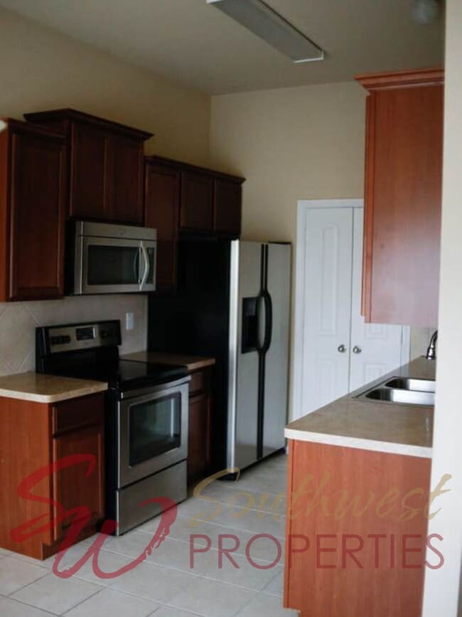 Foto del edificio - Spacious home in excellent area