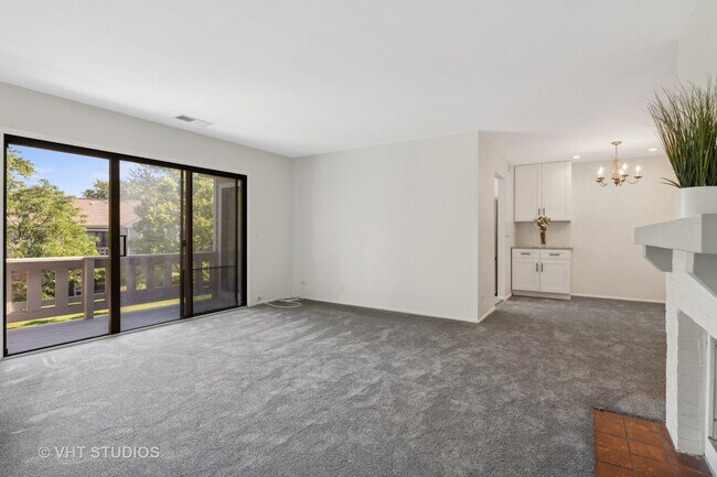 Building Photo - 276 Stonehill Ln