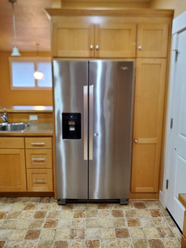 Foto del edificio - 920 Arcadia Dr