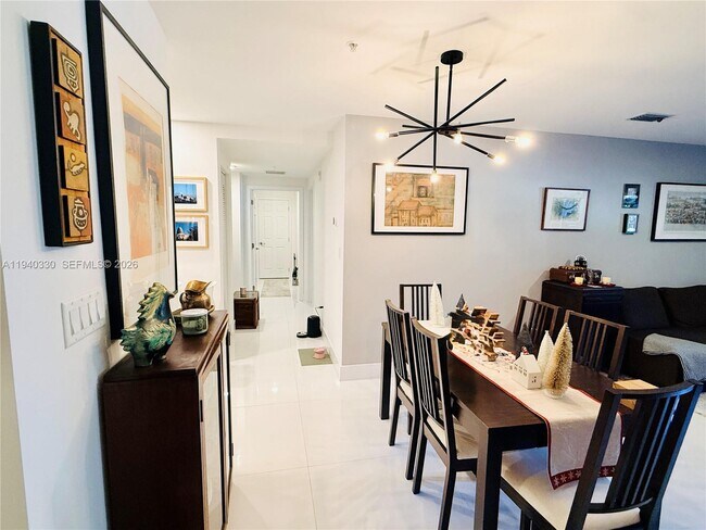 Foto del edificio - 10950 NW 82nd St