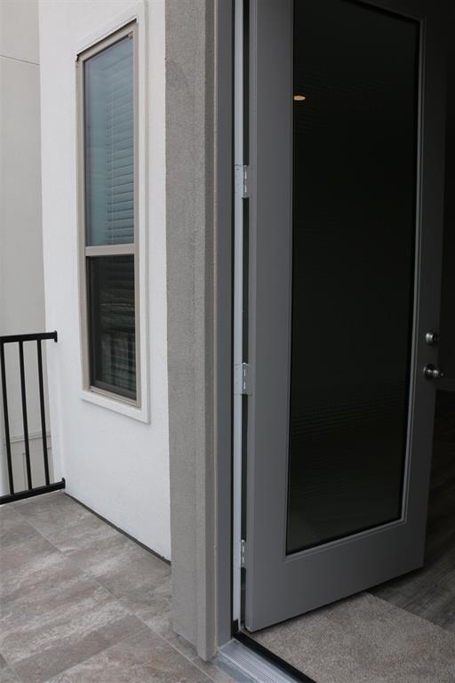Building Photo - 389-B N Centro Cir