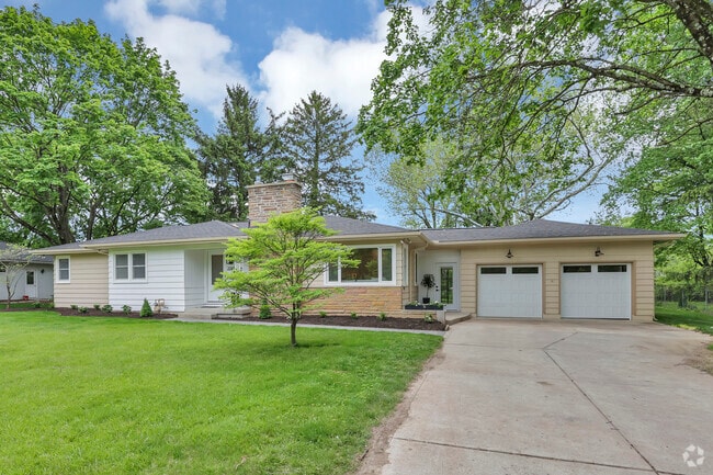 Building Photo - 2095 McCoy Rd