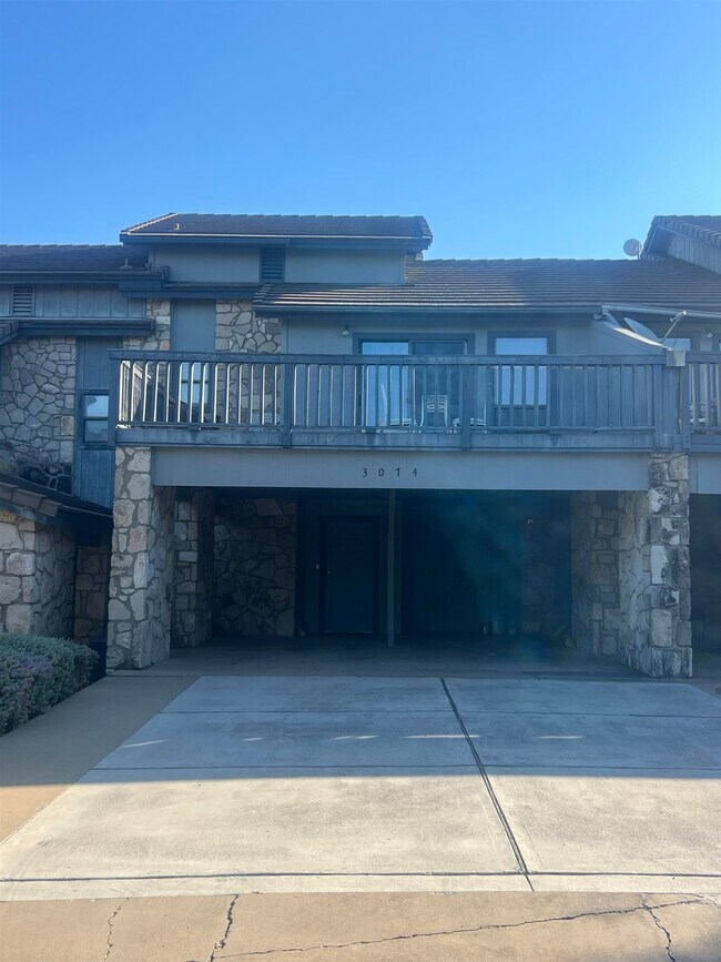 Foto del edificio - 307 Crestview