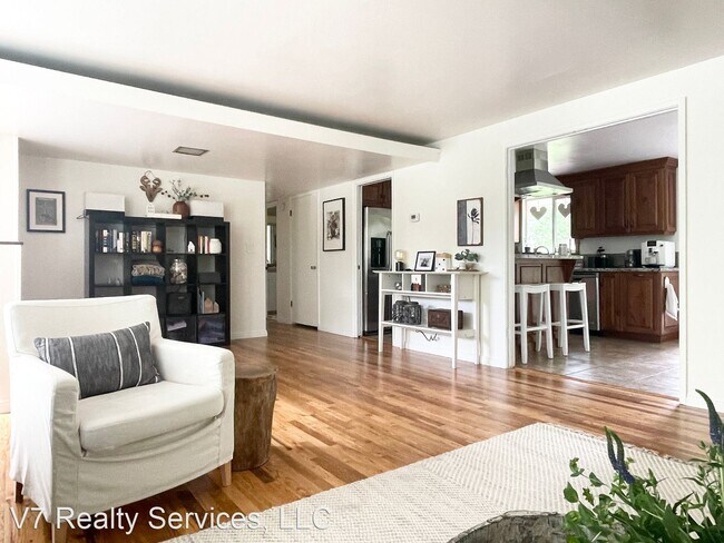 Foto del edificio - 4 br, 3 bath House - 7849 S. Nantucket Dr.