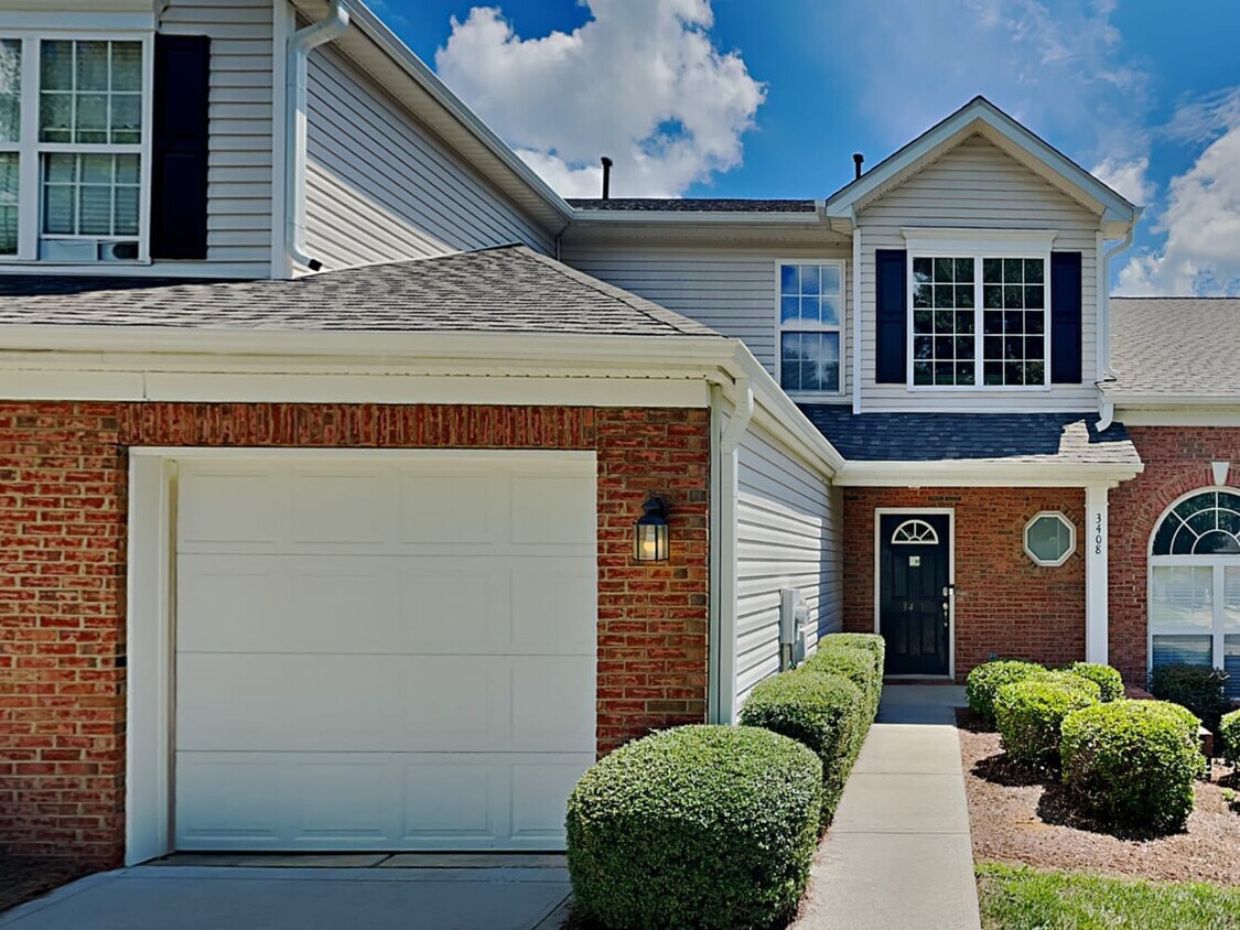 Primary Photo - 3408 Summerfield Ridge Ln