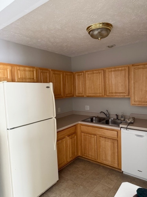 Building Photo - 806 Carom Cir