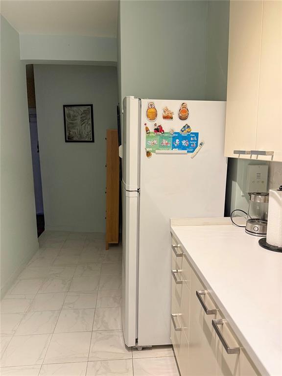 Foto del edificio - 3039 Ocean Pkwy