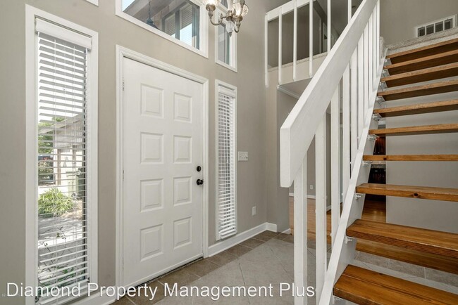 Foto del edificio - 4 br, 4 bath House - 5213 Webb Court