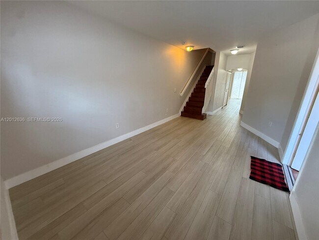 Foto del edificio - 2573 SW 121st Terrace