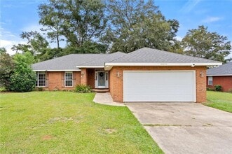 Building Photo - 30894 Pinyon Dr