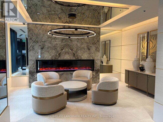 Photo du bâtiment - 5858 Yonge St