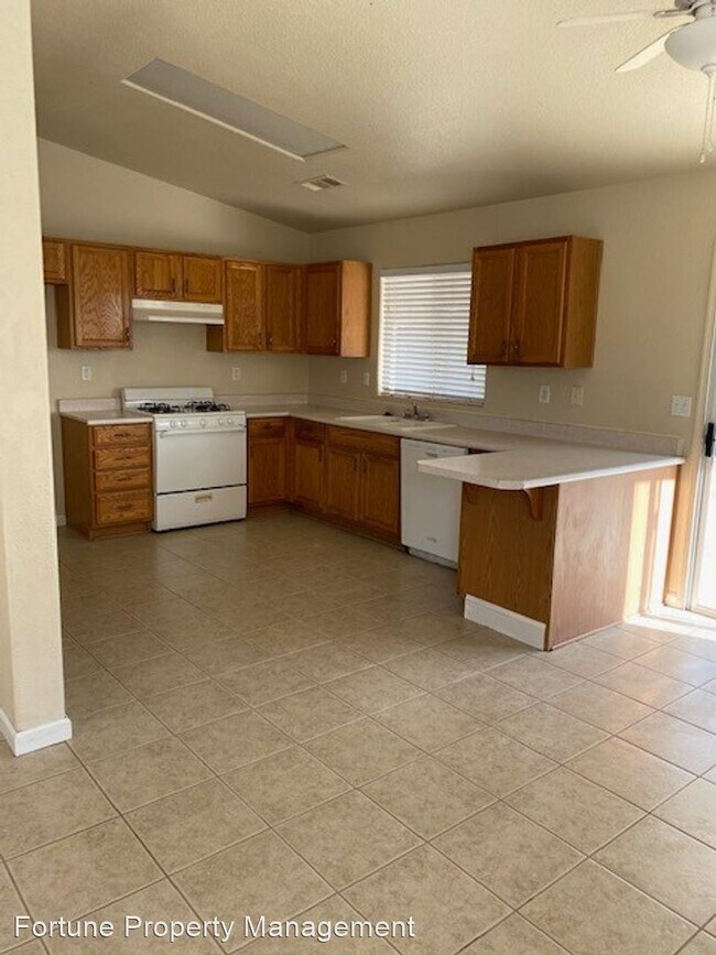 Foto del edificio - 3 br, 2 bath House - 1404 N. Fulgham St.