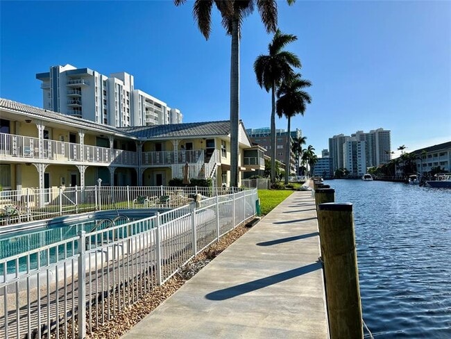 Foto del edificio - 2840 NE 33rd Ct