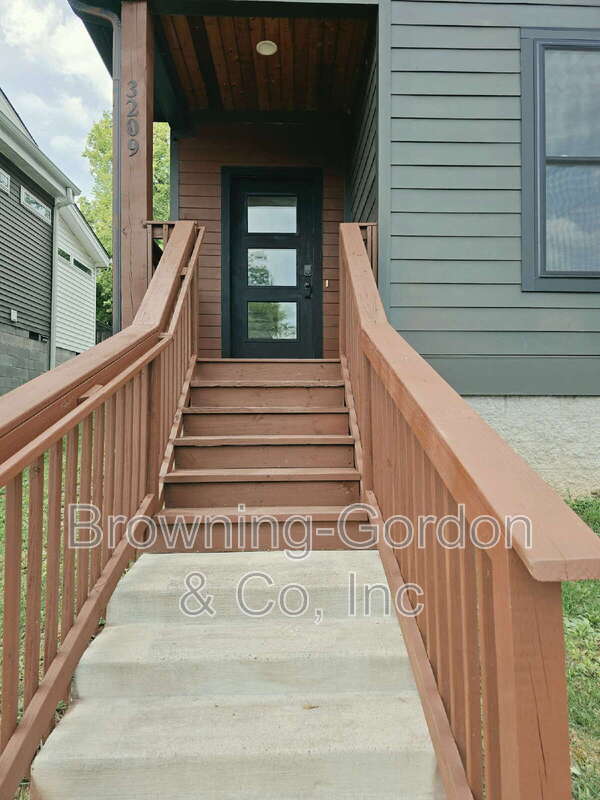 Photo - 3209 Curtis Street House