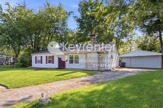 Building Photo - 3710 Chateau Ct