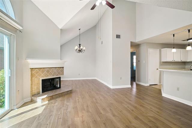 Foto del edificio - 6841 Driffield Cir W