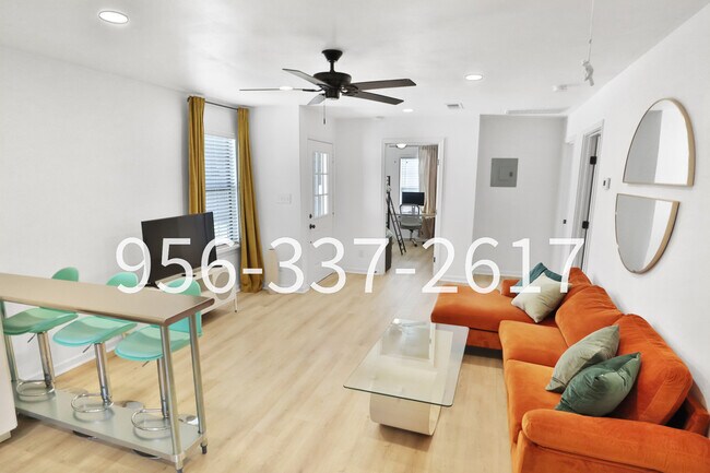 Foto del edificio - 807 Dreiss St