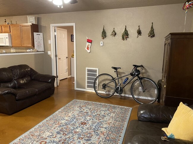 Photo - 3309 S West St House