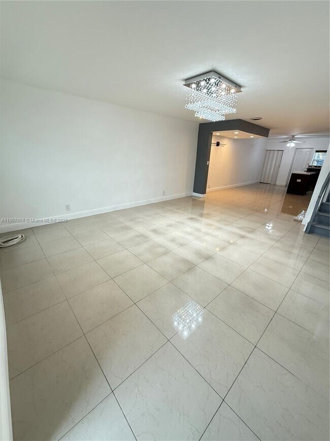 Foto del edificio - 5215 SW 40th Ave