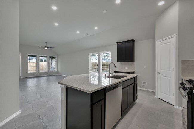 Foto del edificio - 307 Highland Bayou Dr