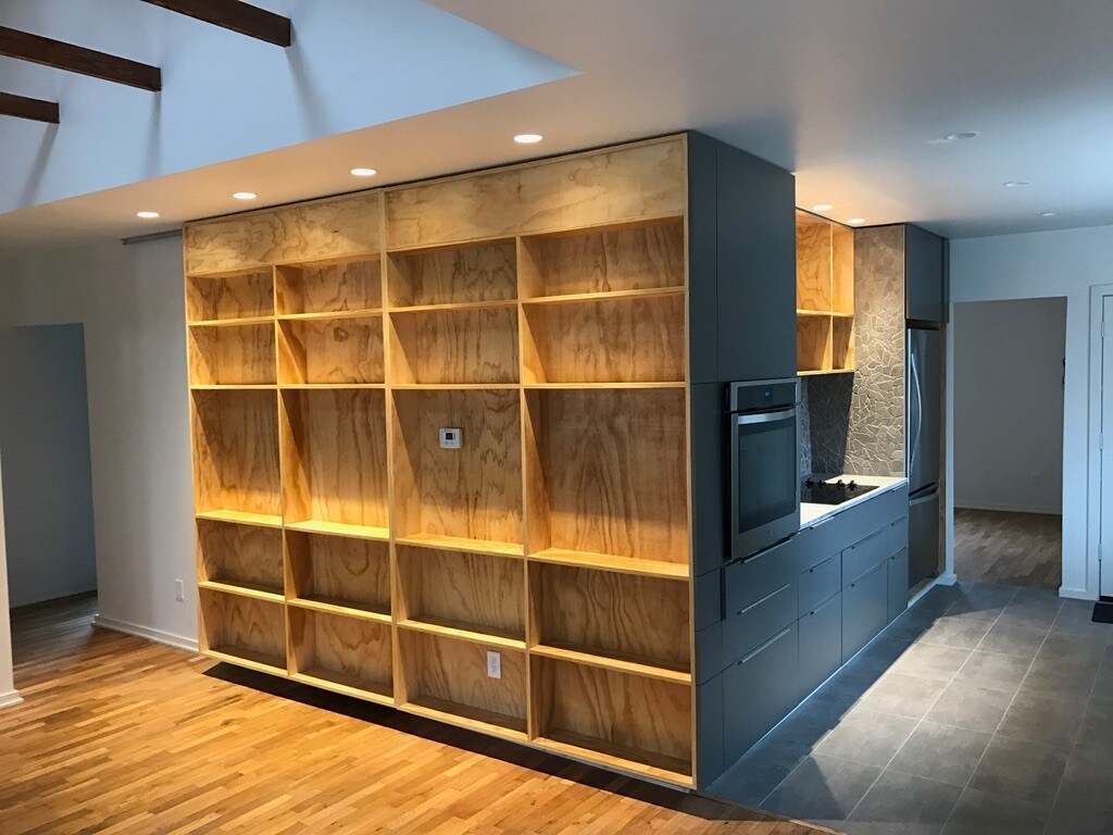 Foto principal - 314 S Manhattan Ave
