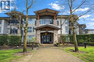 Building Photo - 3082 DAYANEE SPRING Blvd