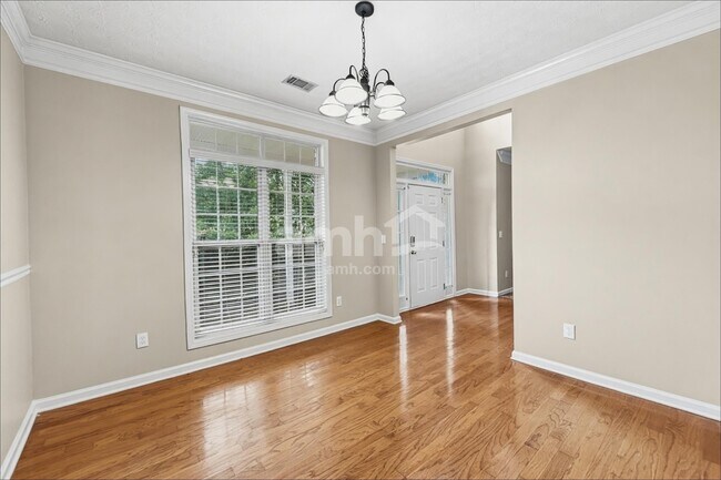 Foto del edificio - 834 Glen Abbey Dr