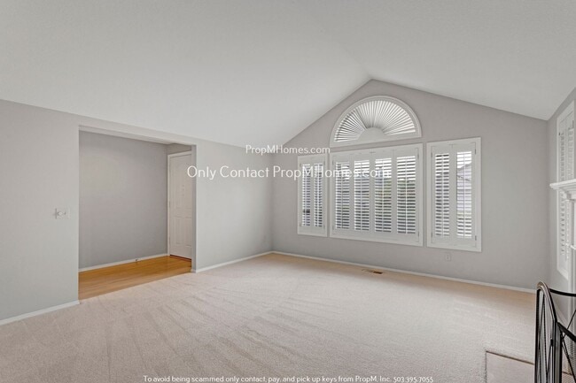 Building Photo - Charming King City Home in 55+ Community: Comfort and Convenience Await!
