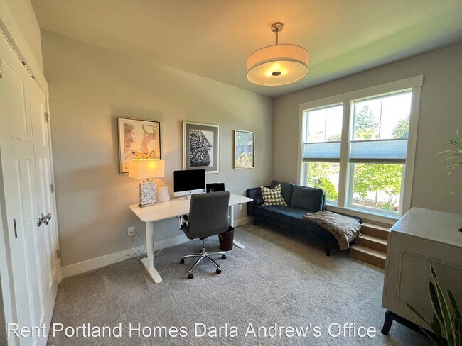 Foto del edificio - 4 br, 2.5 bath House - 15654 NE Clackamas Ct.