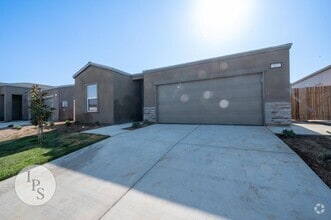 Building Photo - 2812 N Janice Ave