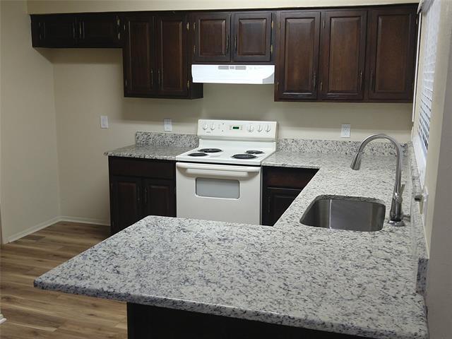 Foto del edificio - 707 Cavendish Dr