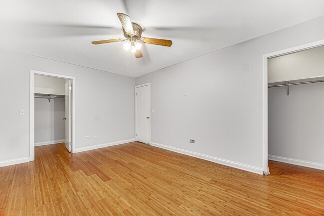 Building Photo - 446 Irvine Ct