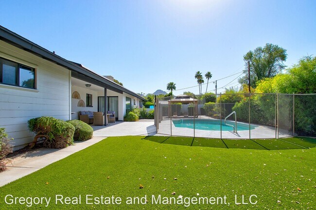 Foto del edificio - 4 br, 2 bath House - 1201 E Northview Avenue