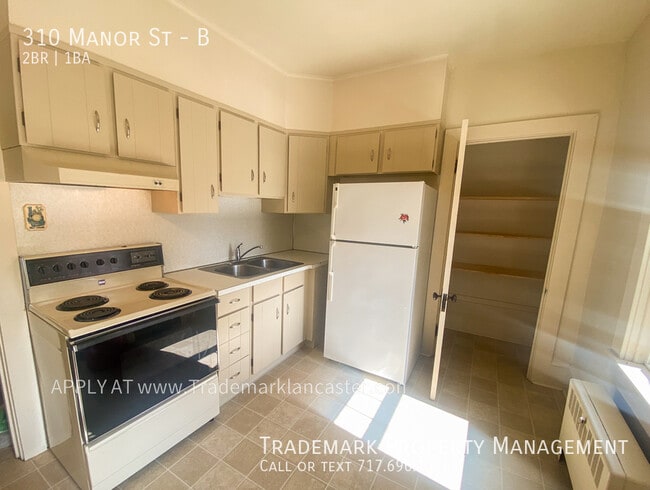 Building Photo - Nice 2nd Floor Apartment