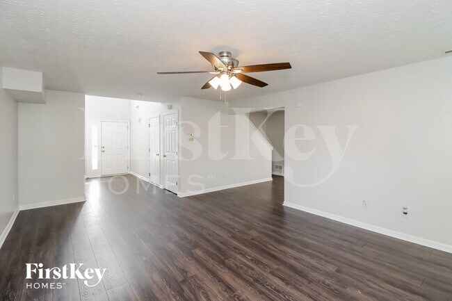 Foto del edificio - 5973 Marsh Cir