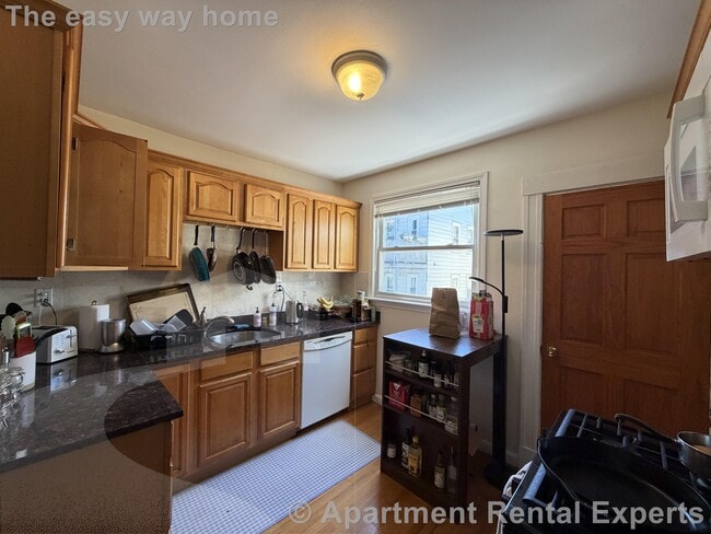 Photo - 33-35 Magnus Ave Unit #3 Apartment